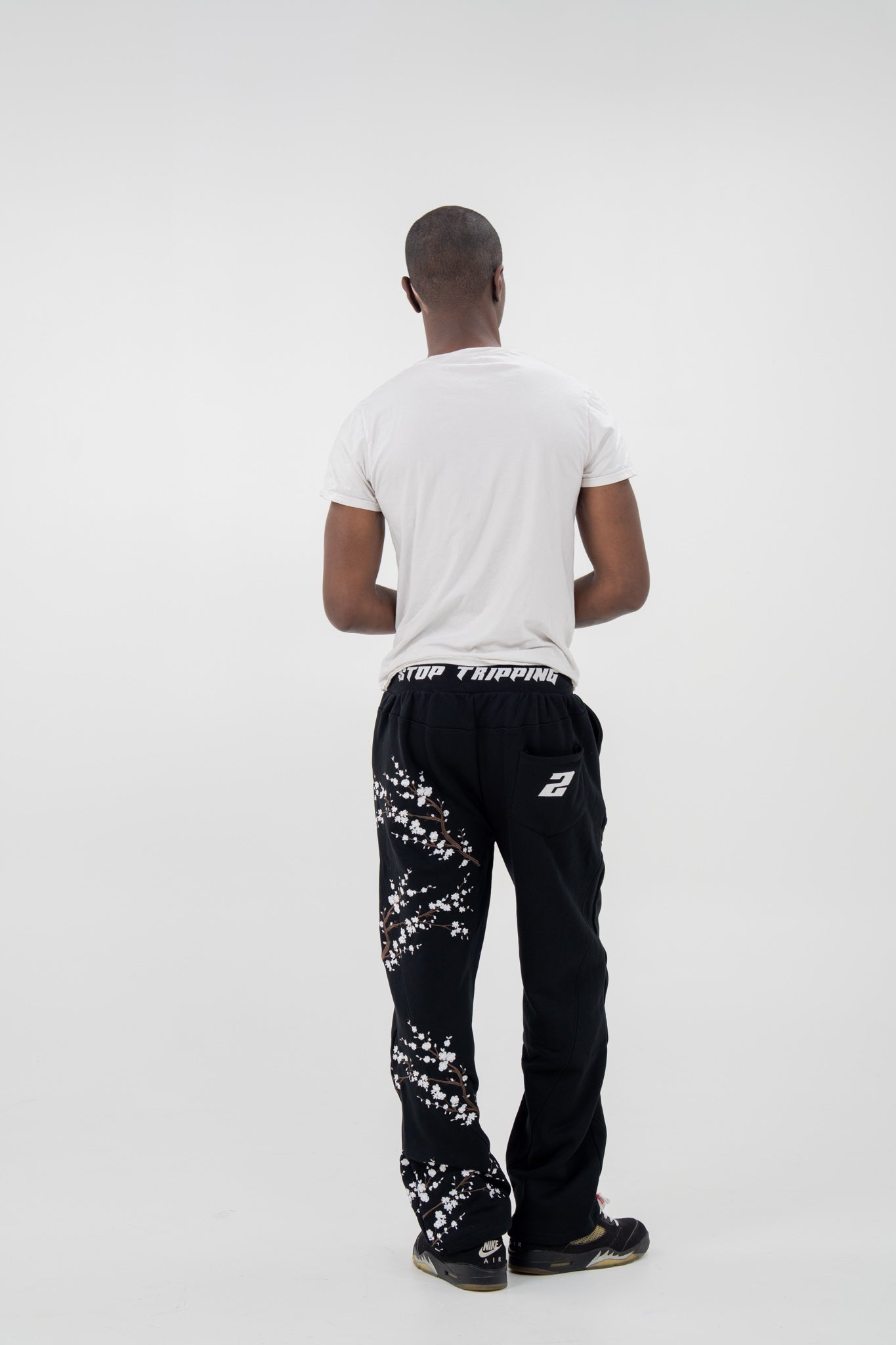 Sakura Sweatpants - Black