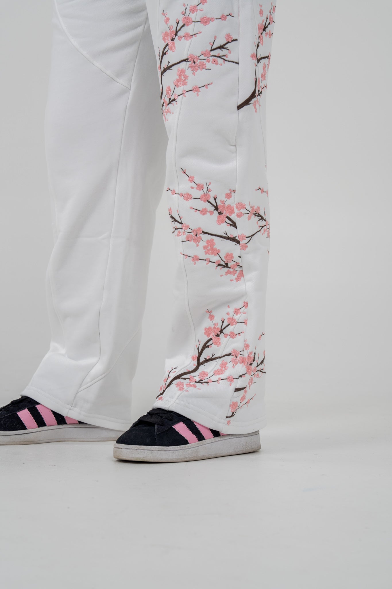 Sakura Sweatpants - White
