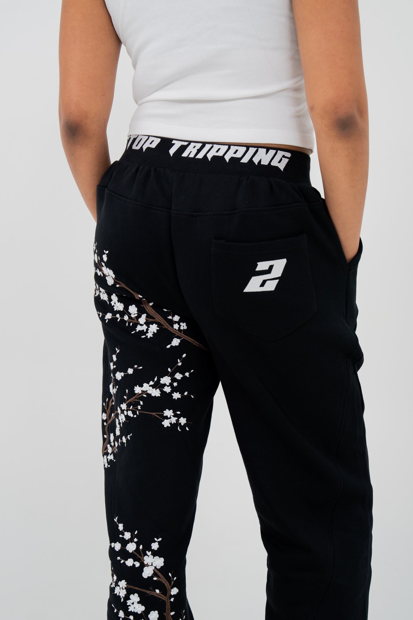 Sakura Sweatpants - Black